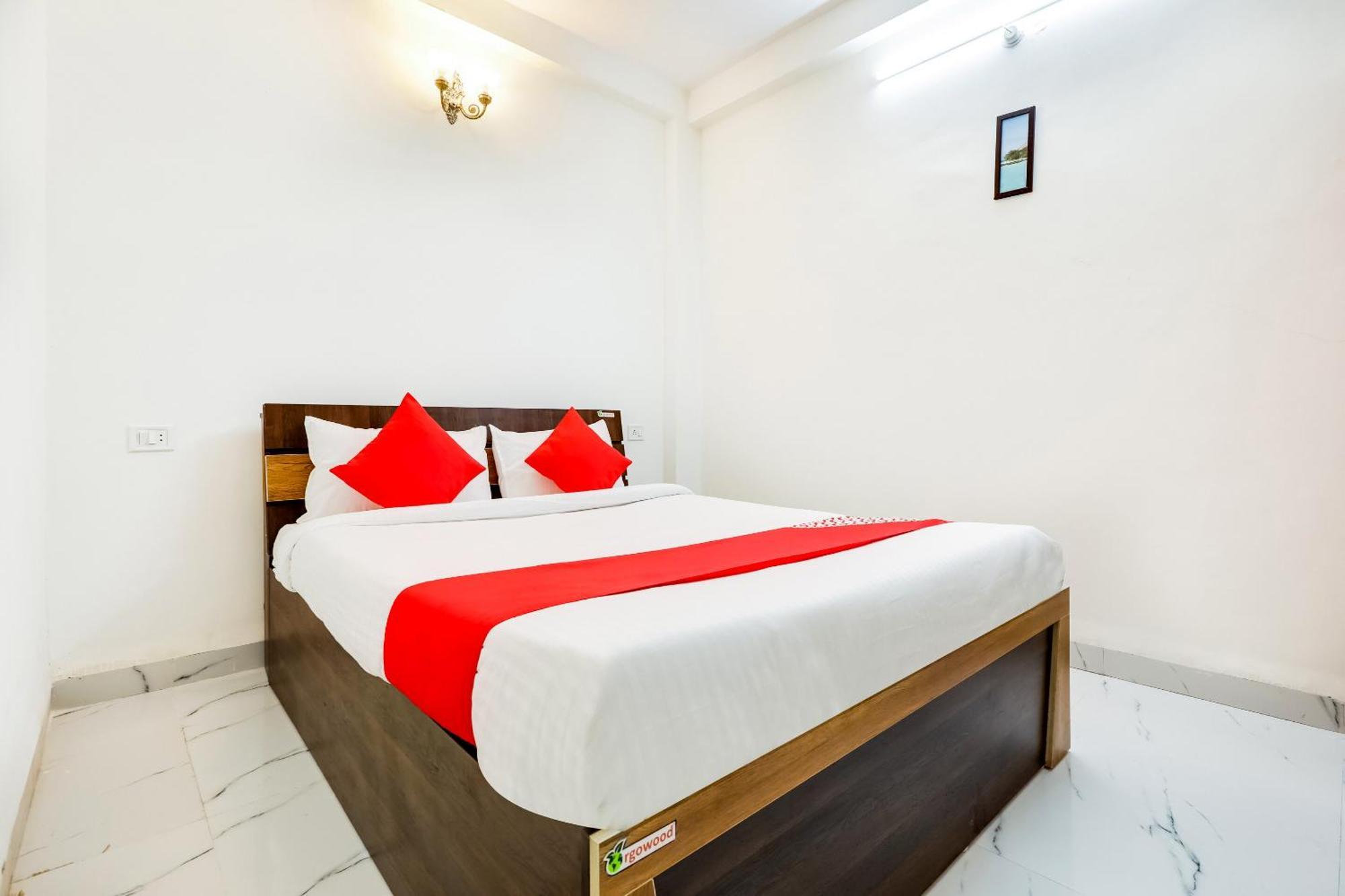 Hotel O Expression Indore Luaran gambar